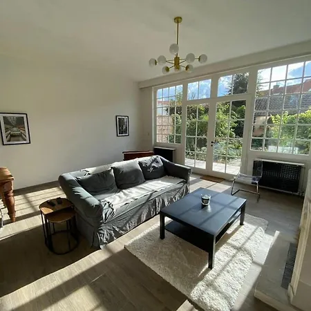 Spacious House In The Historic Center Of Brugia