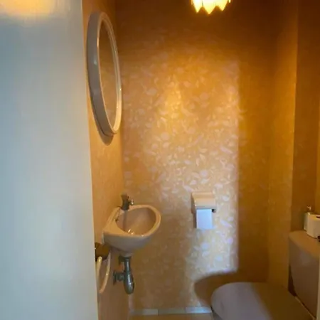 Spacious House In The Historic Center Of * Brugia