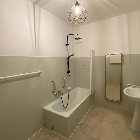 Spacious House In The Historic Center Of