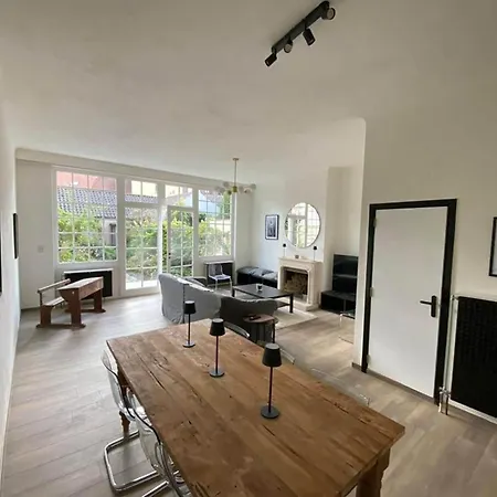 Spacious House In The Historic Center Of